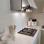 La Casa Di Lillo * 马里纳-迪-皮特拉桑塔